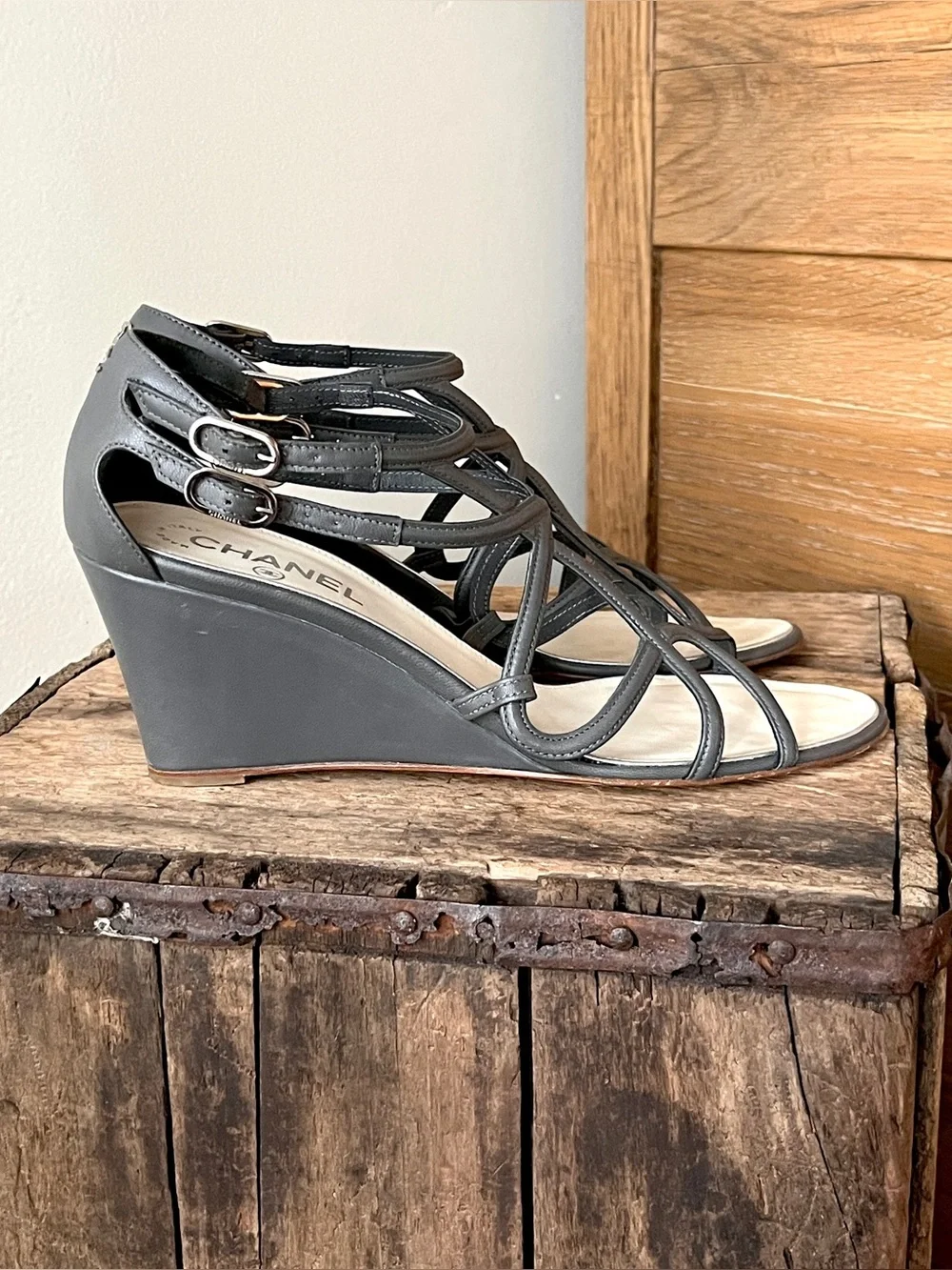 Chanel Grey Leather Strappy Cage Wedge Sandals Heels Shoes 40.5